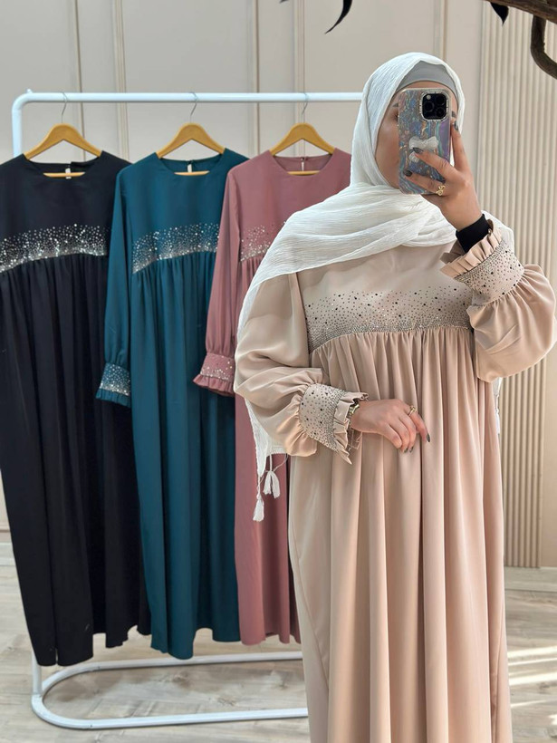 عبا نگین